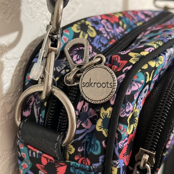 Sakroots Floral Crossbody Bag EUC - Picture 5 of 10